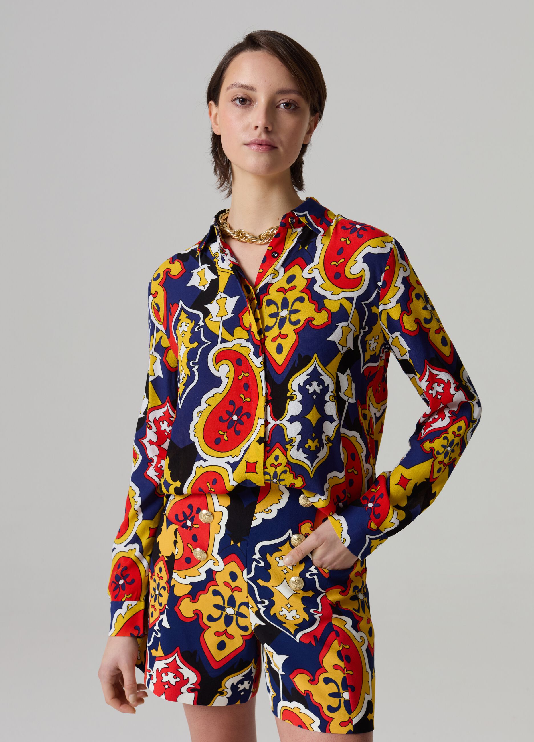 Crêpe shirt with all-over print_0