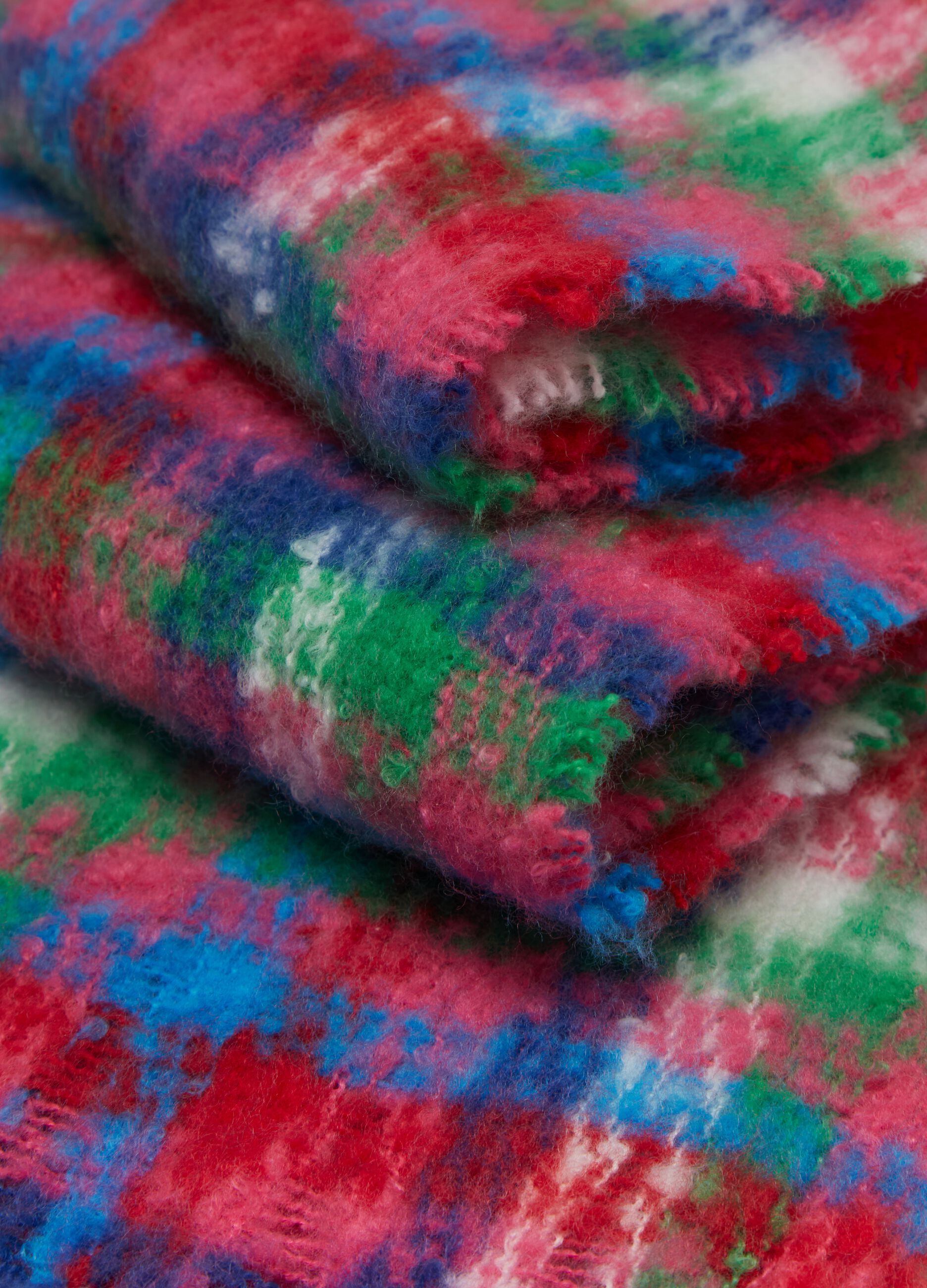 Multicoloured check scarf with fringing_2