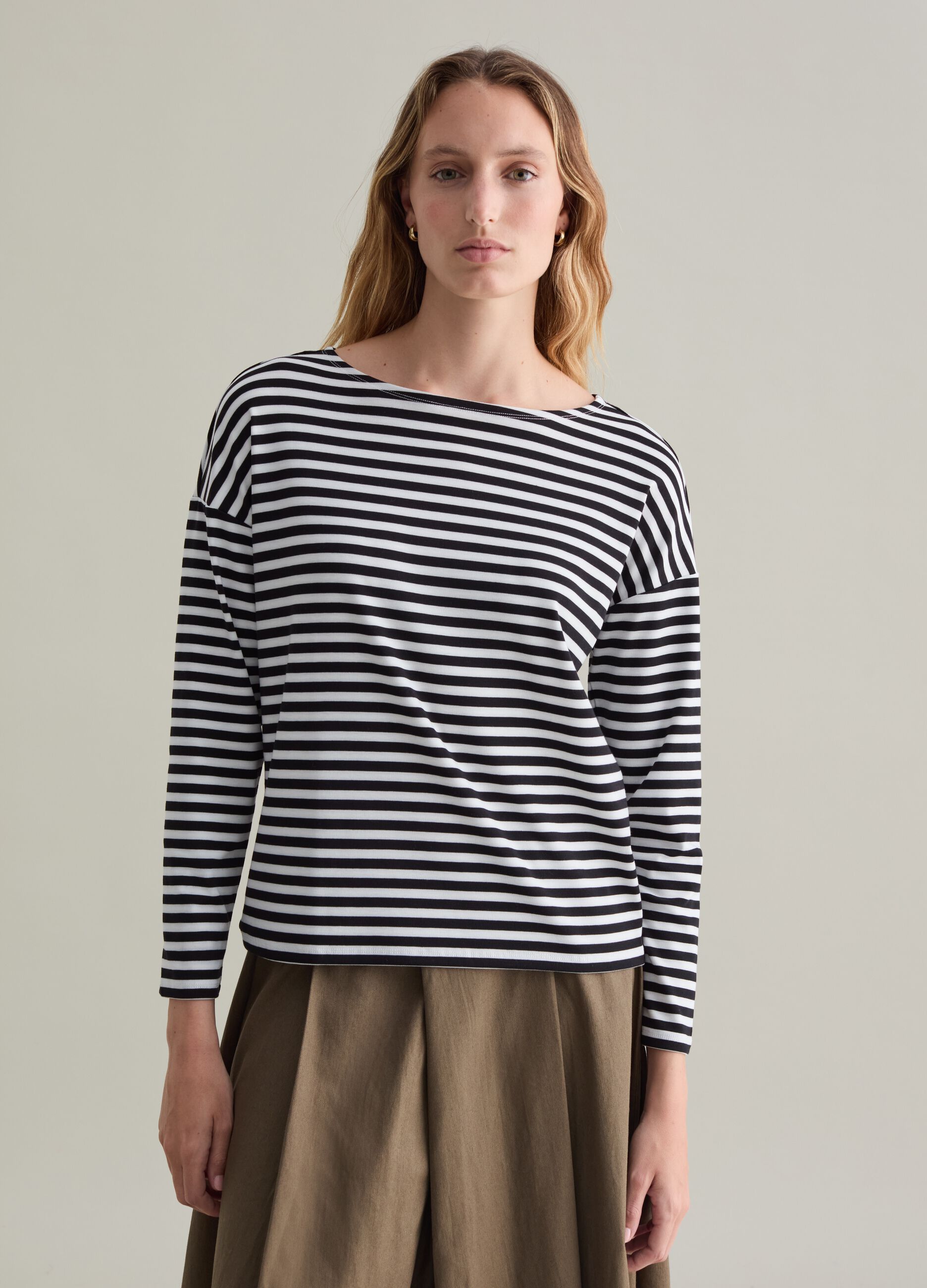 Long-sleeved striped T-shirt_3