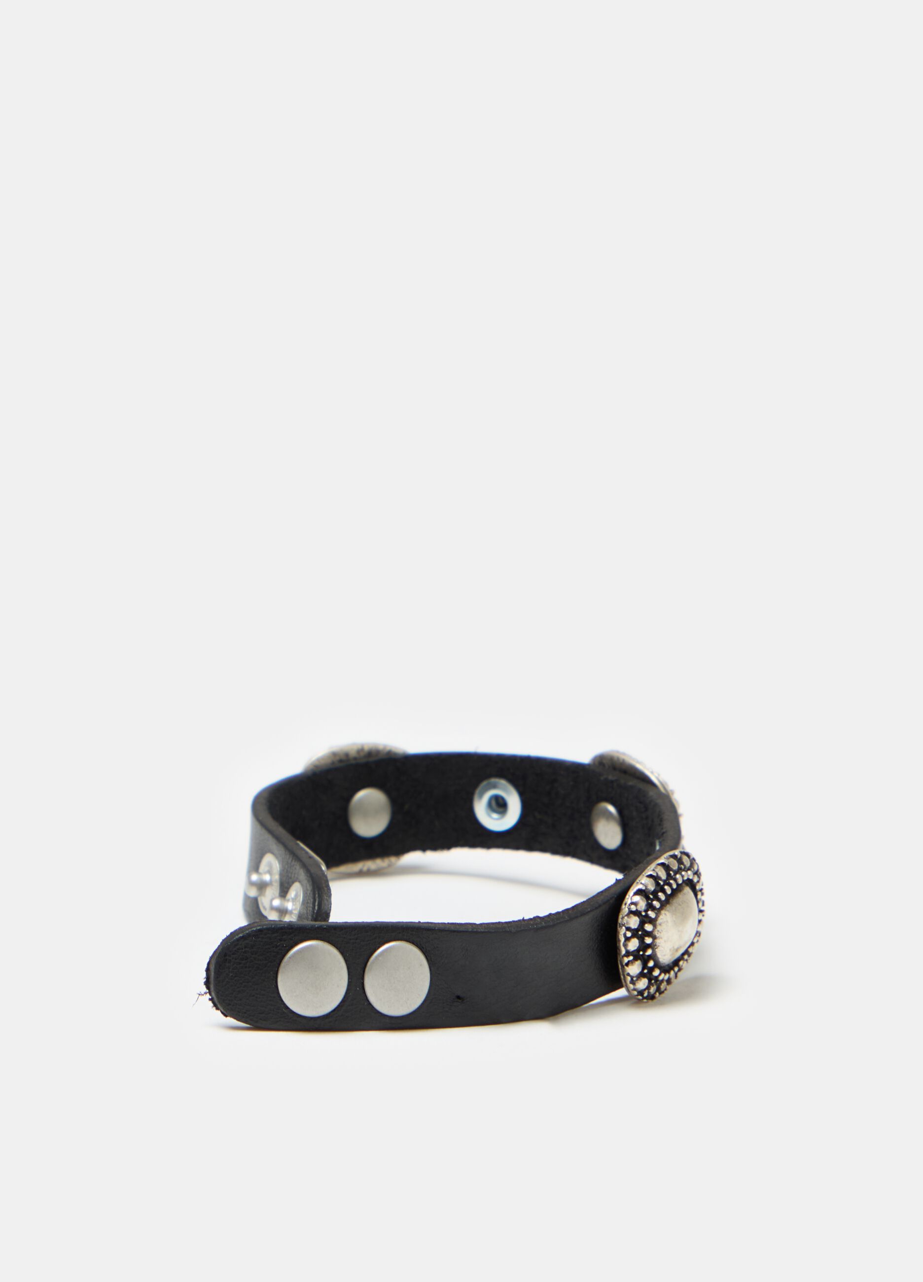 Leather bracelet with conchos_0