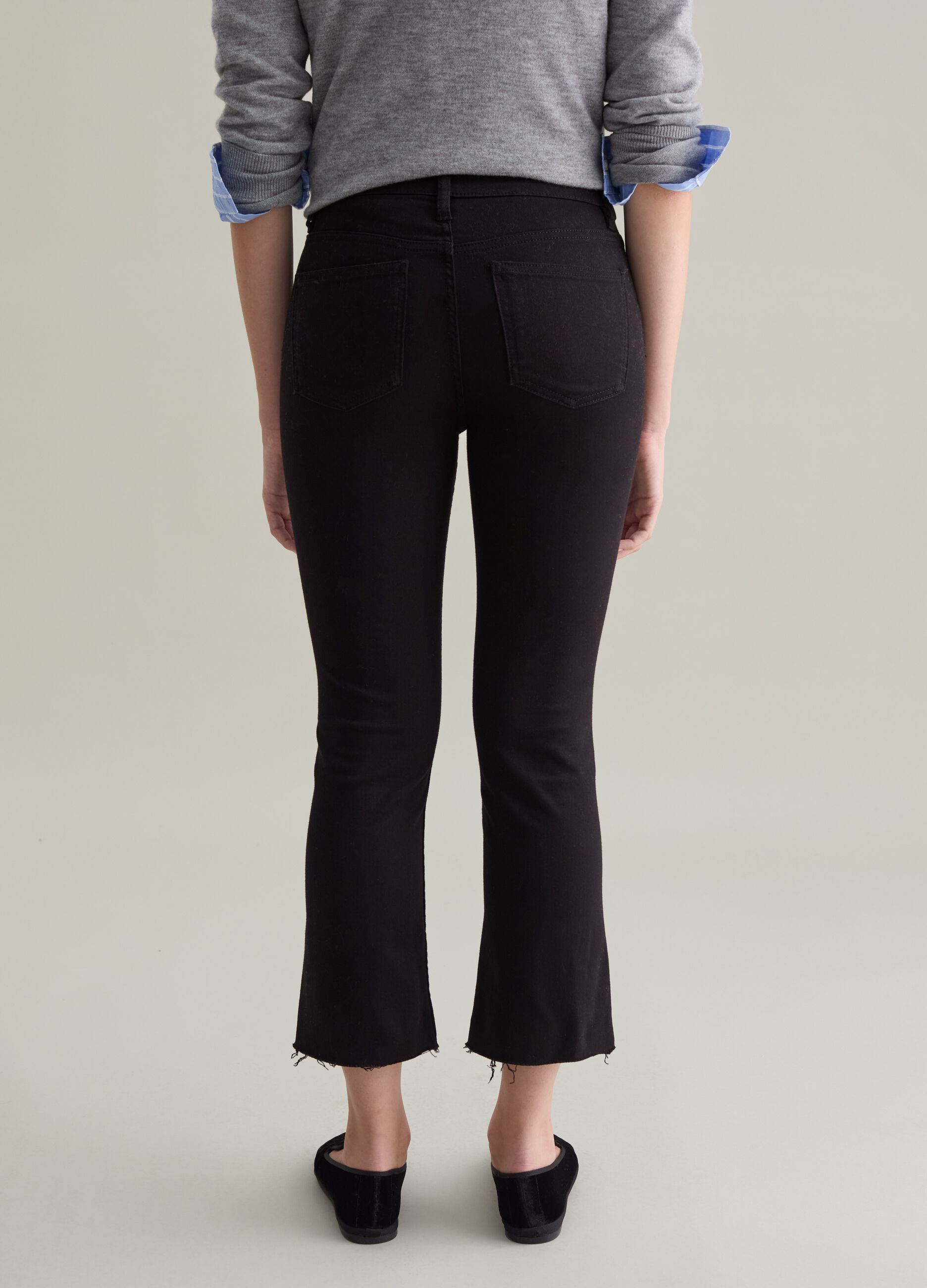 Flare-fit crop jeans with raw edging