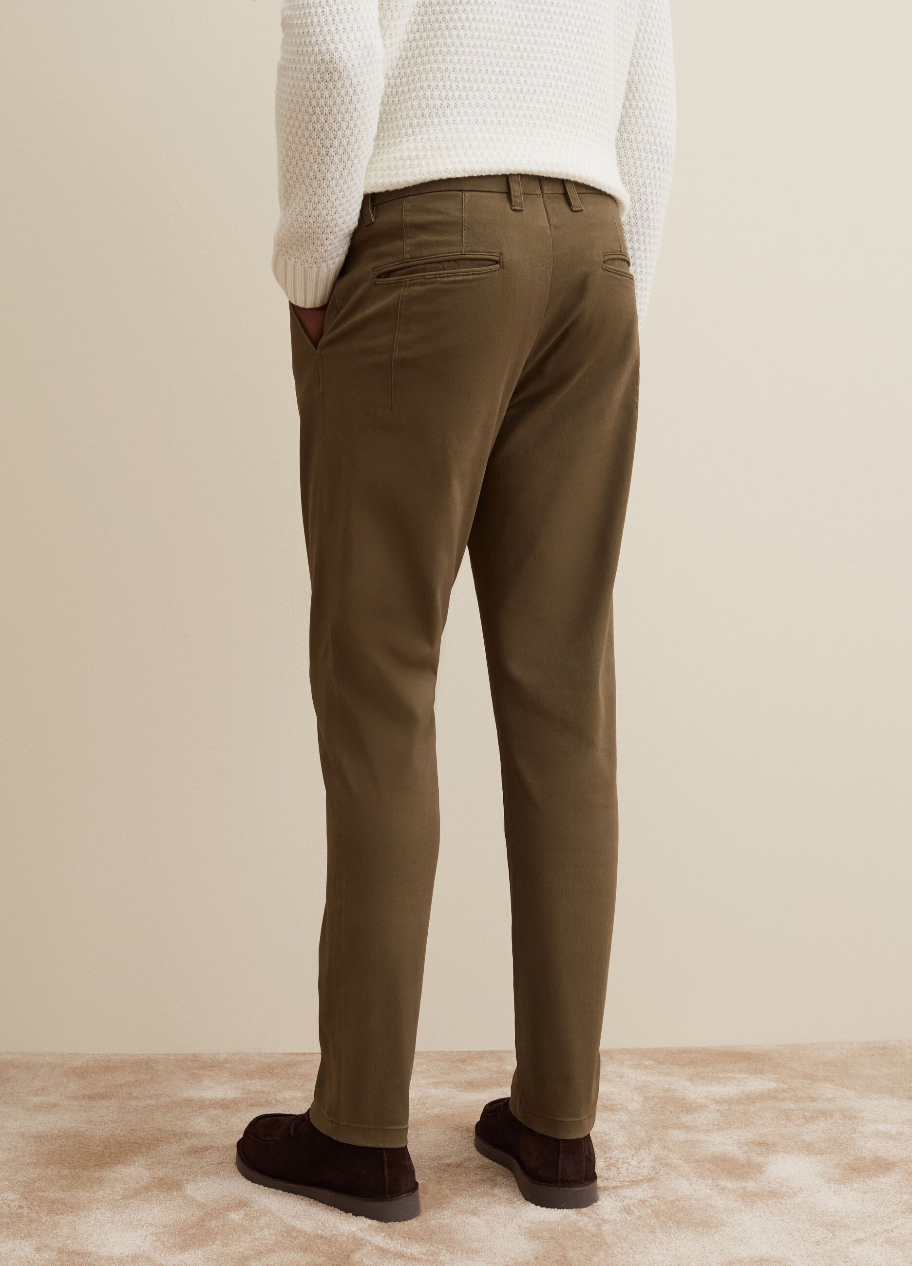 Man's Olive Green Stretch cotton chinos