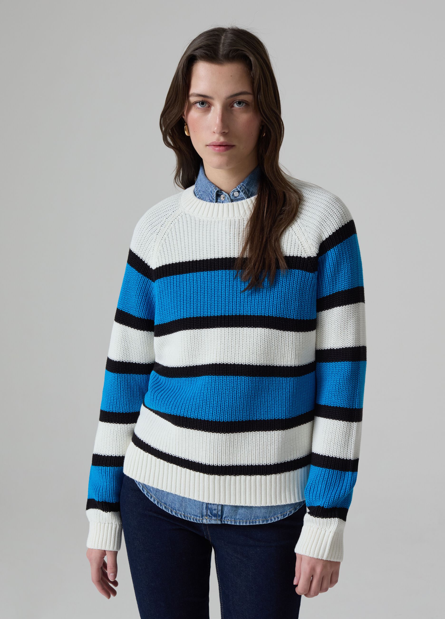 Striped pullover with raglan sleeves_0