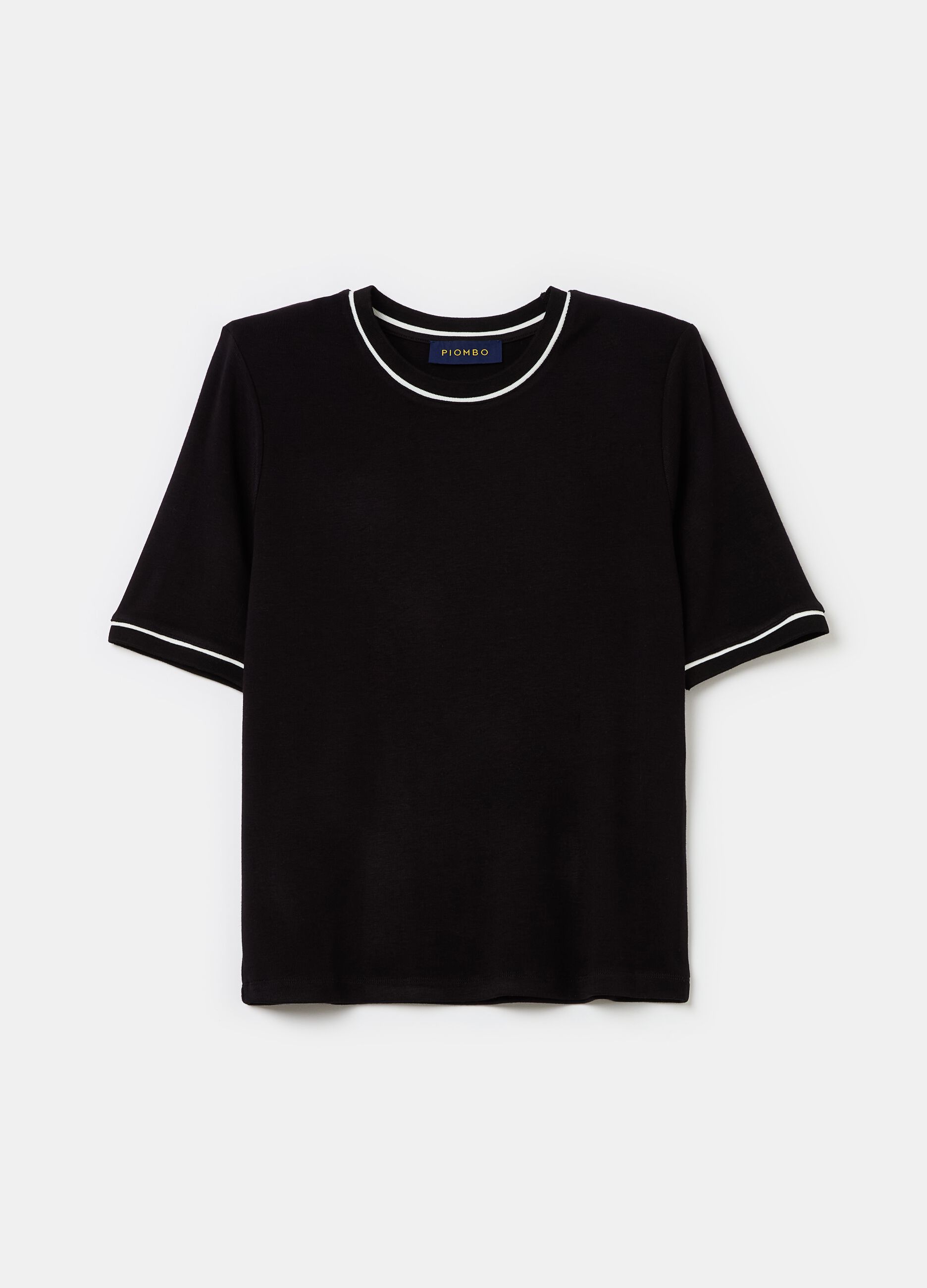 Contemporary T-shirt with contrasting piping_4