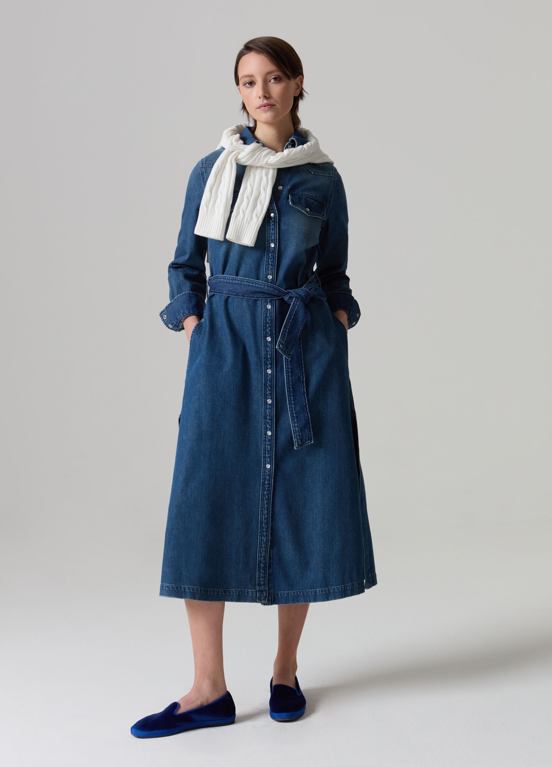 Long shirt dress in denim with belt