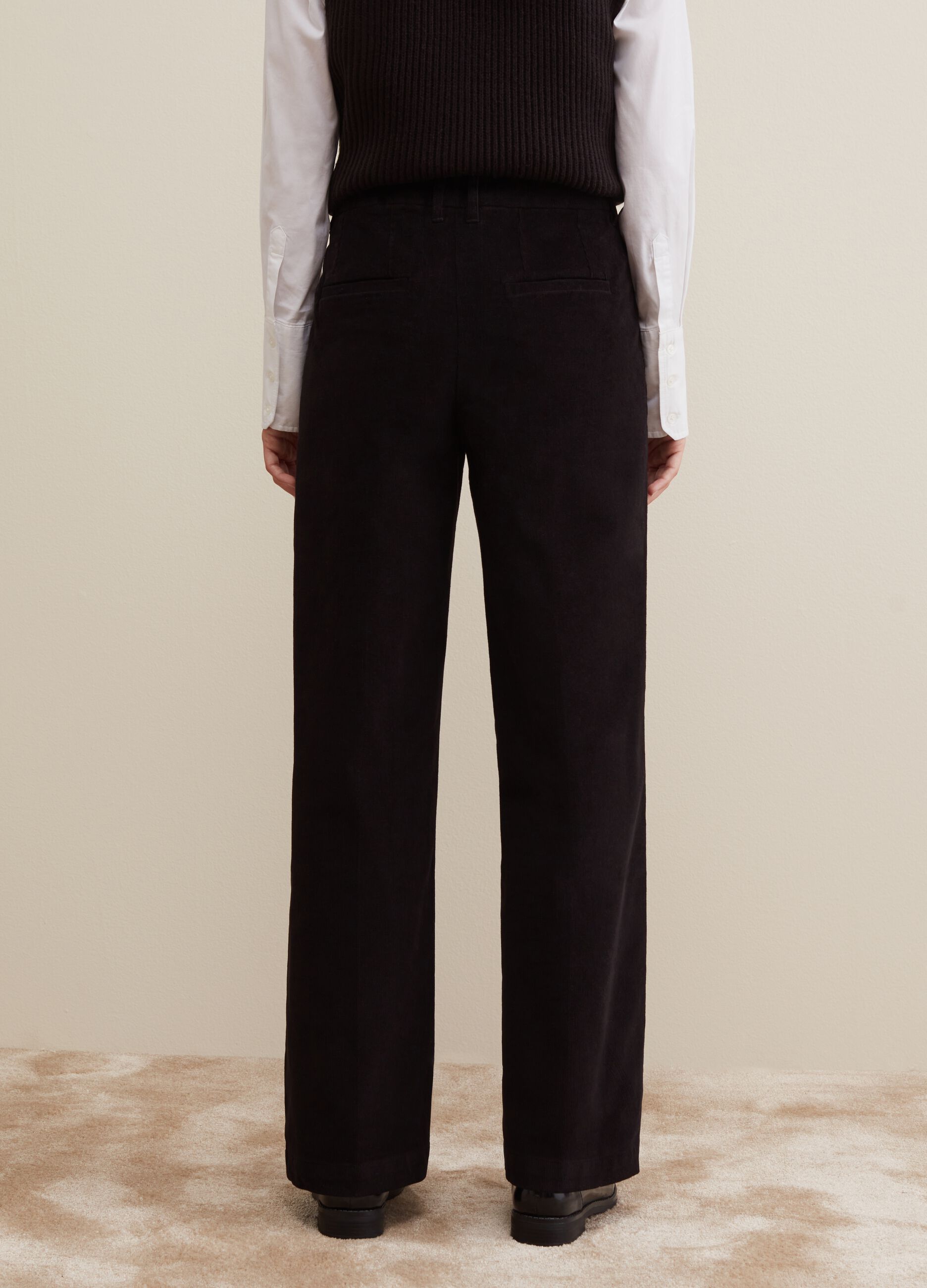 Straight-fit trousers in corduroy