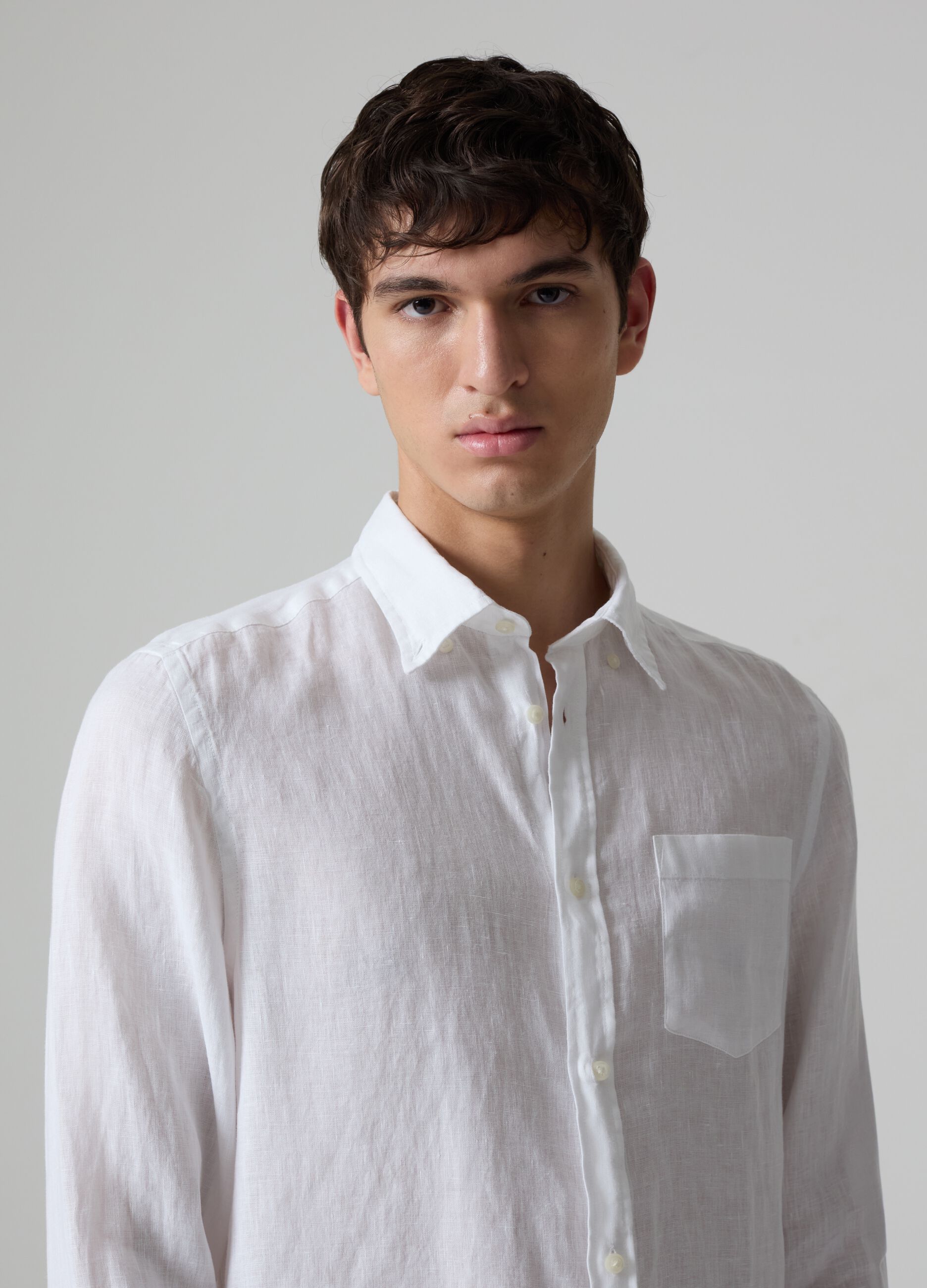 Linen shirt with pocket