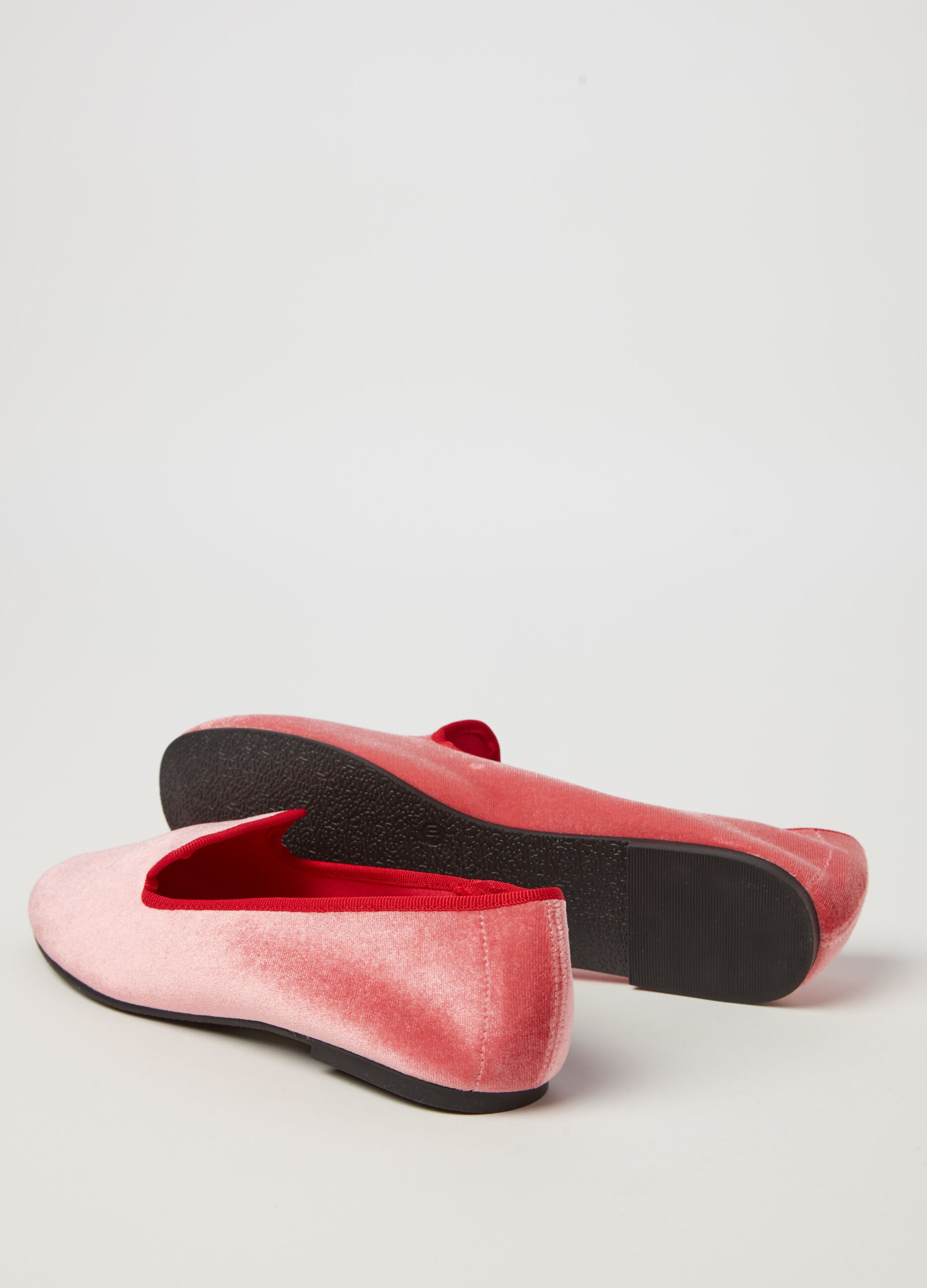 Slipper shoes with contrasting edging_1