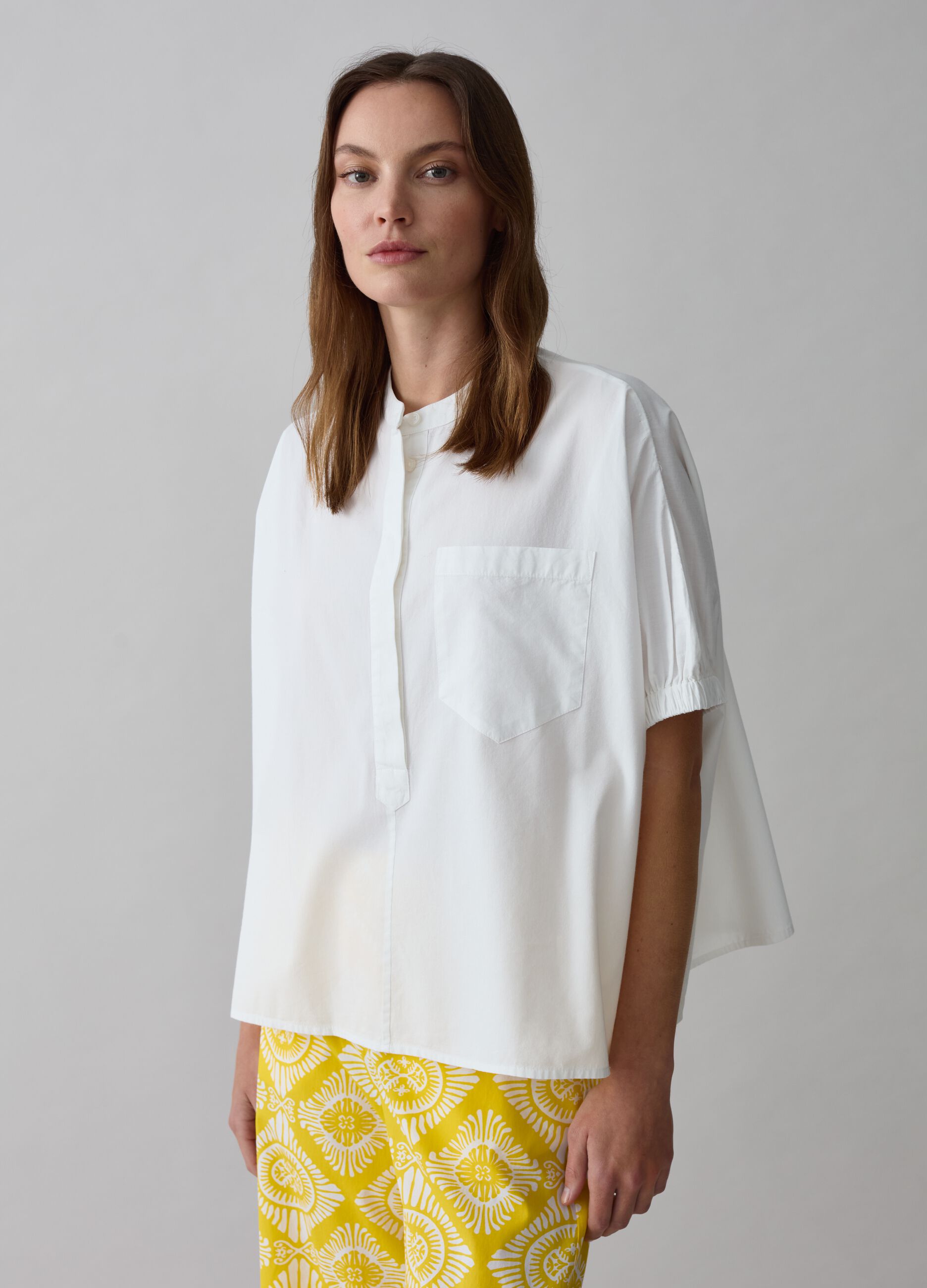 Poplin blouse with puff sleeves_0