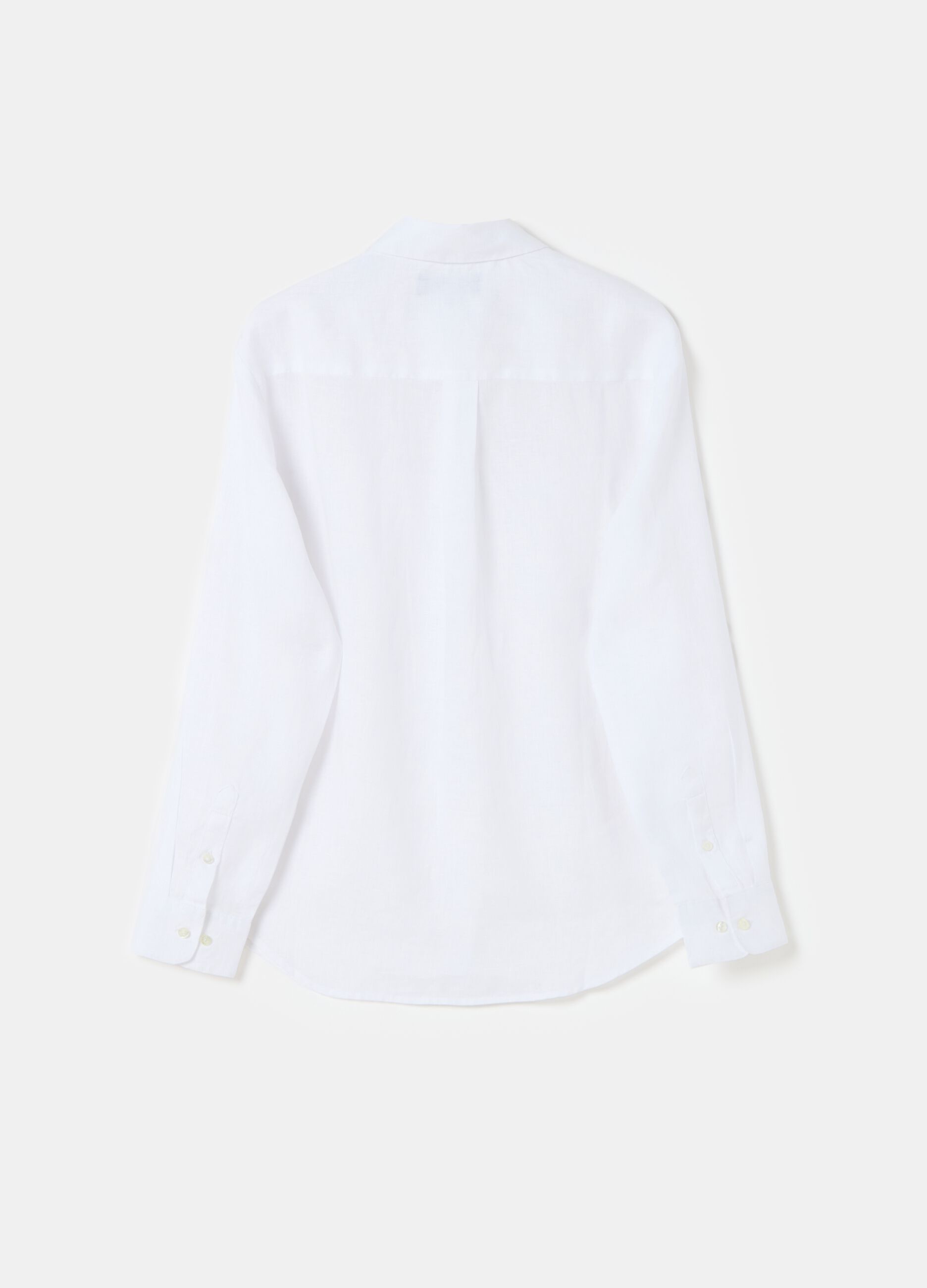 Contemporary shirt in linen