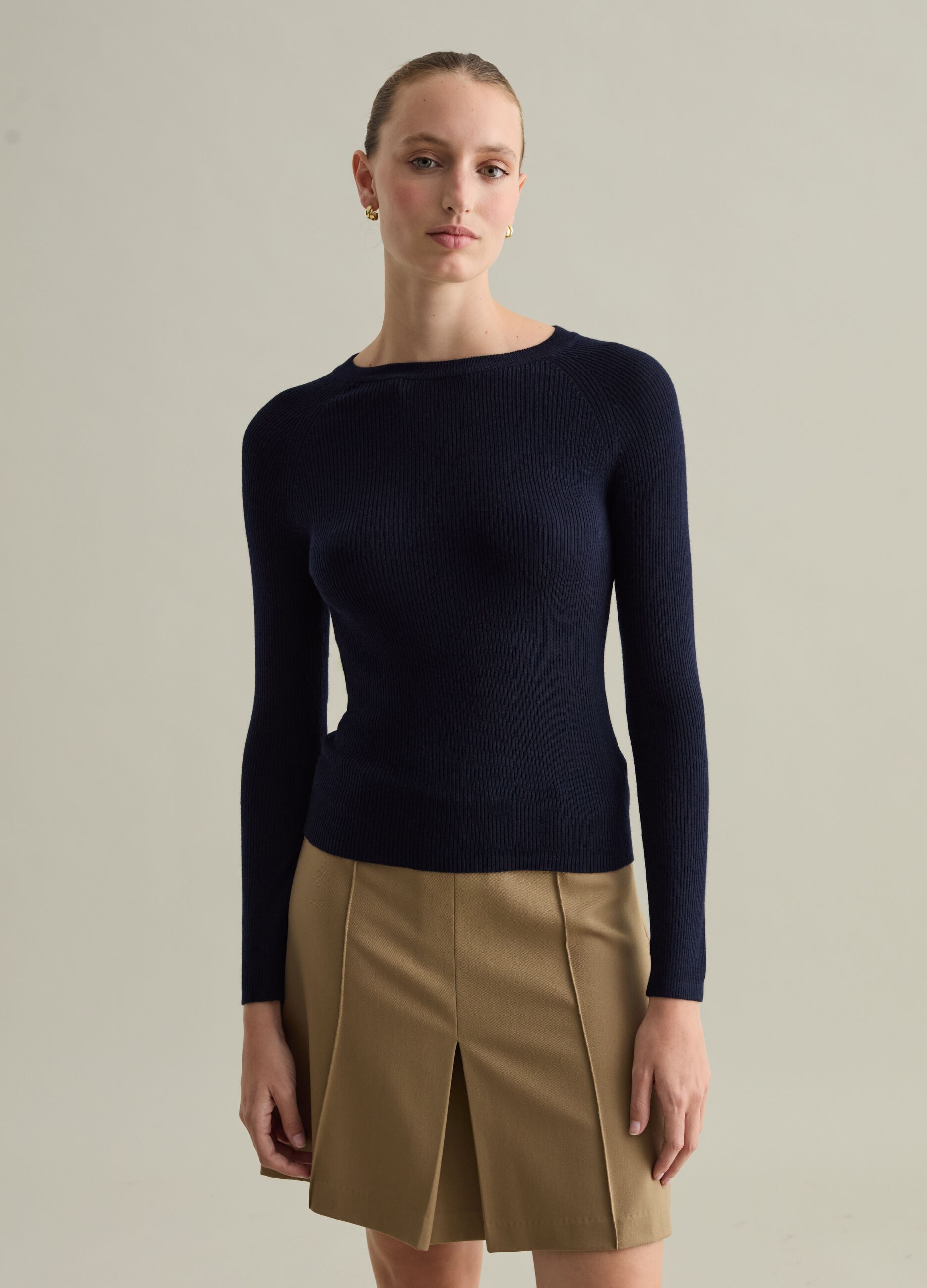 Contemporary ribbed top with raglan sleeves