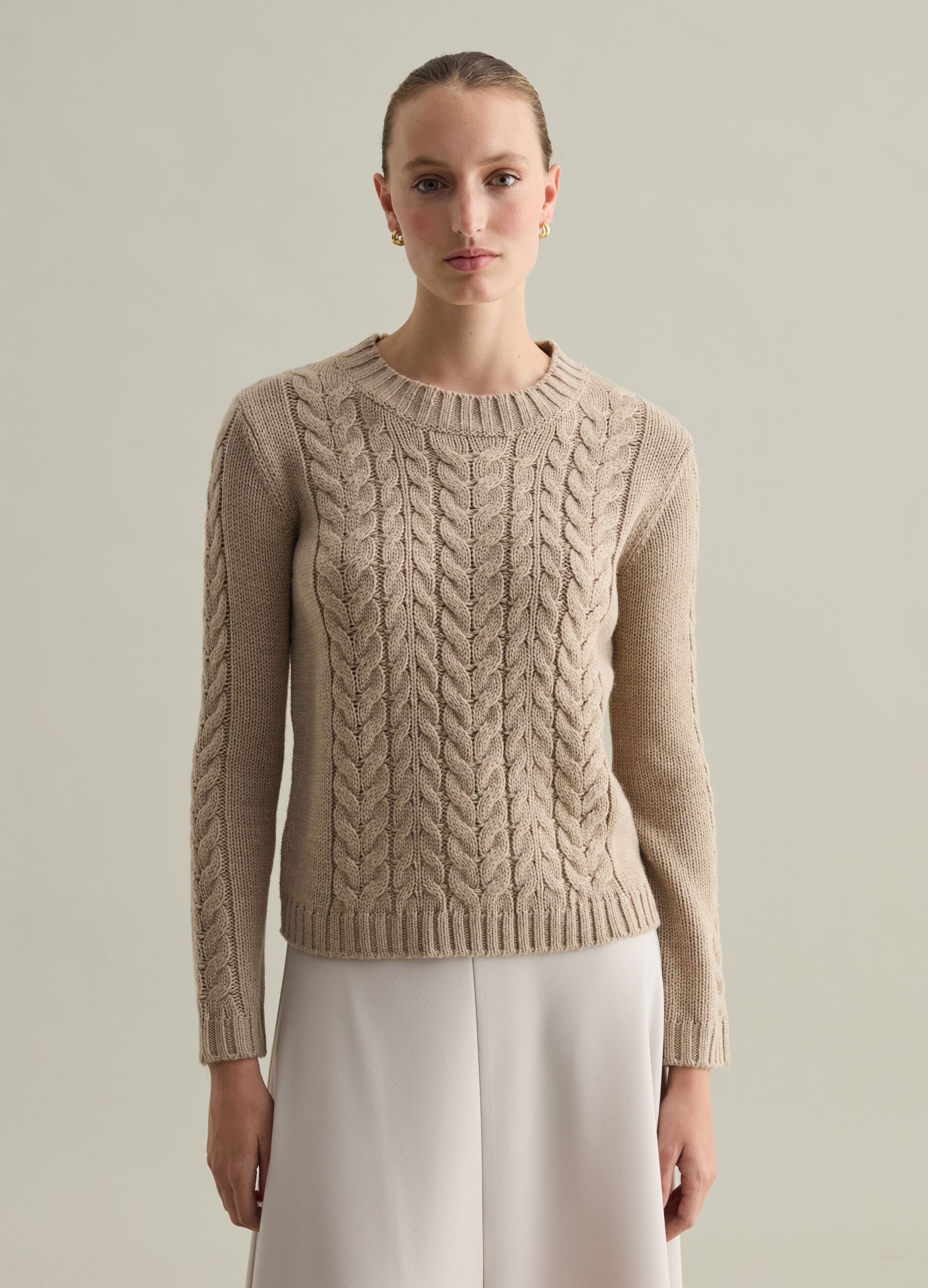 Contemporary cable-knit pullover_1