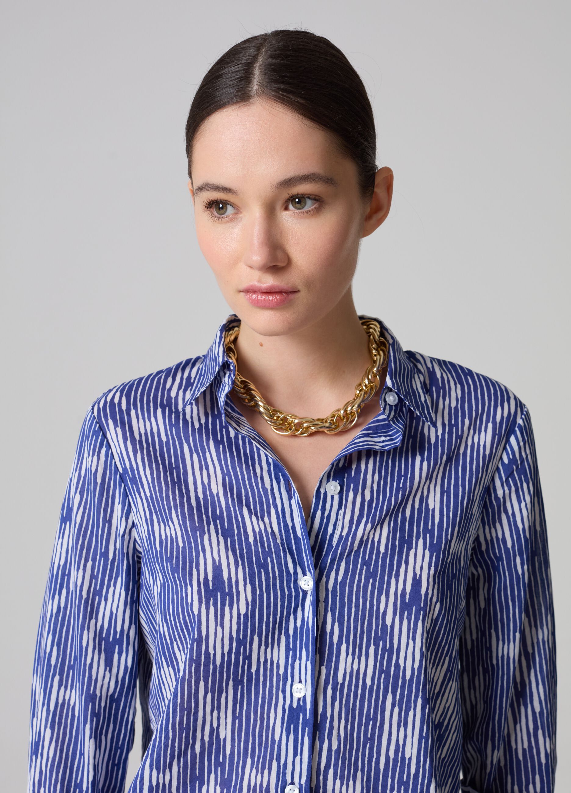 Cotton shirt with ikat print_1