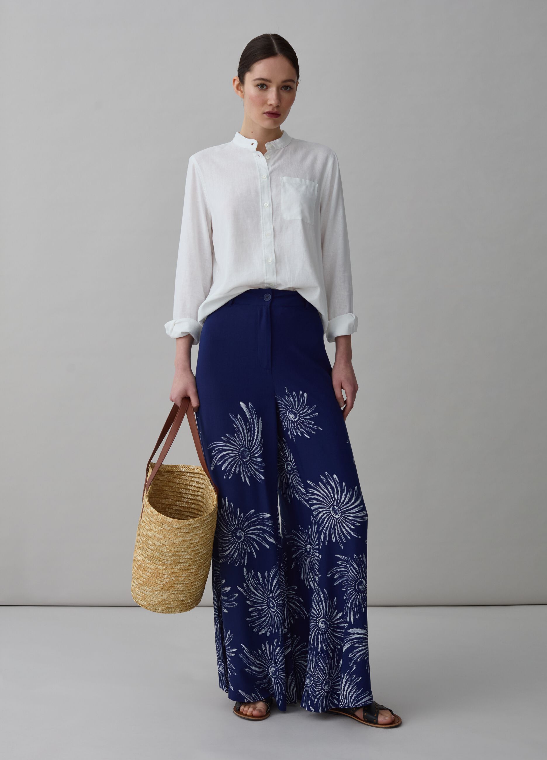 Flare-fit trousers in viscose with print