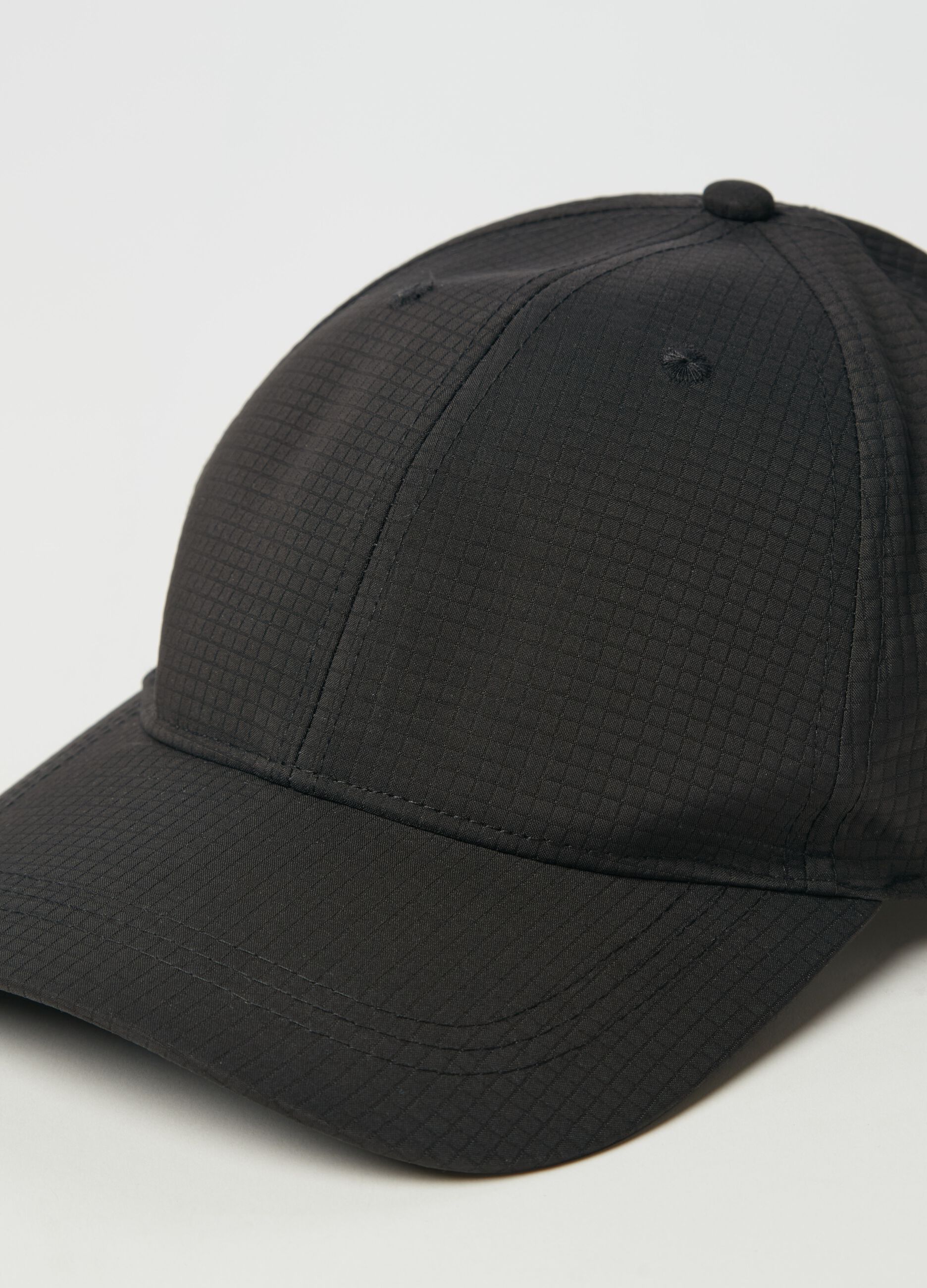 Baseball cap with ripstop weave_2