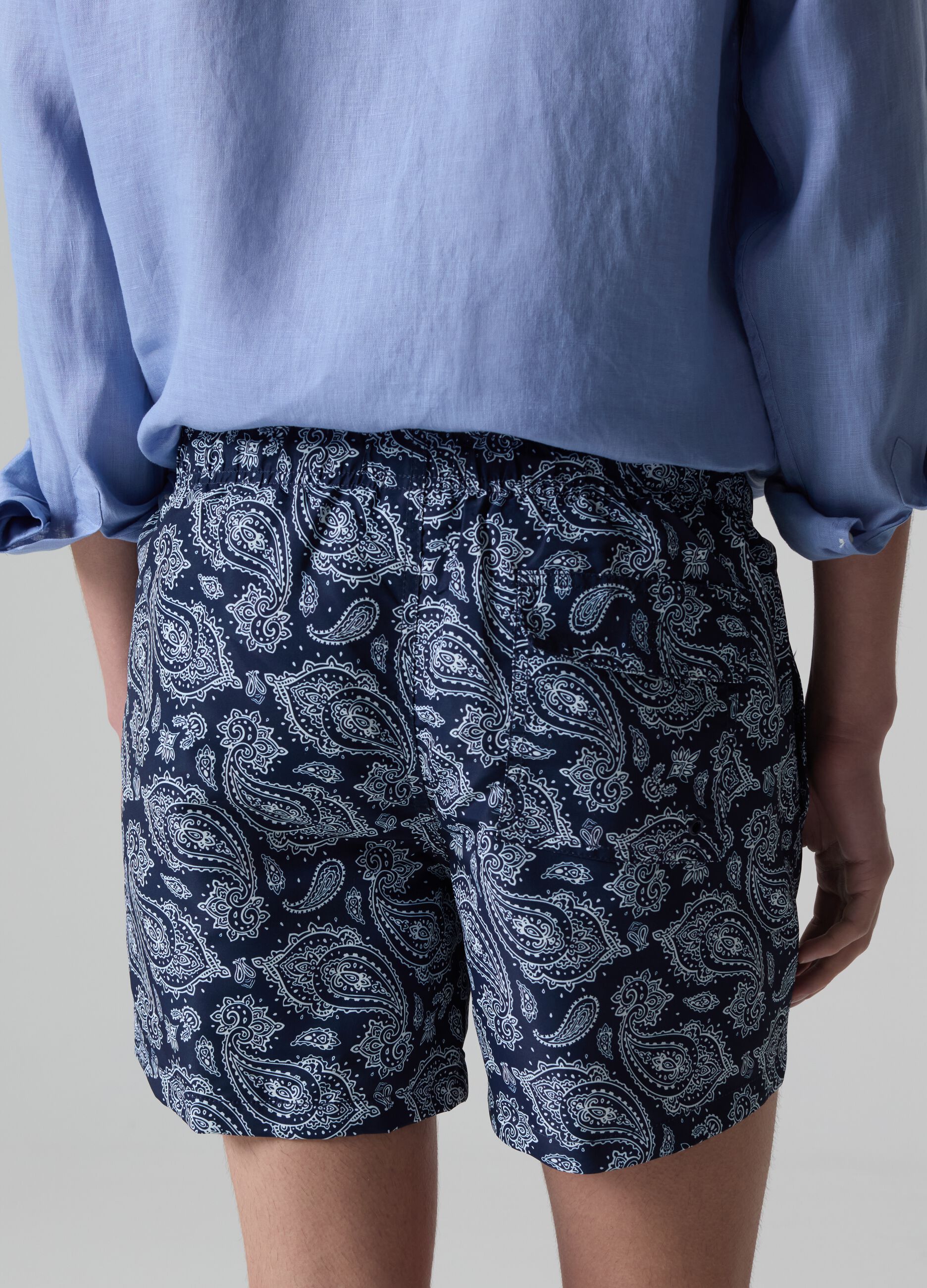 Bermuda swim shorts with drawstring and paisley print