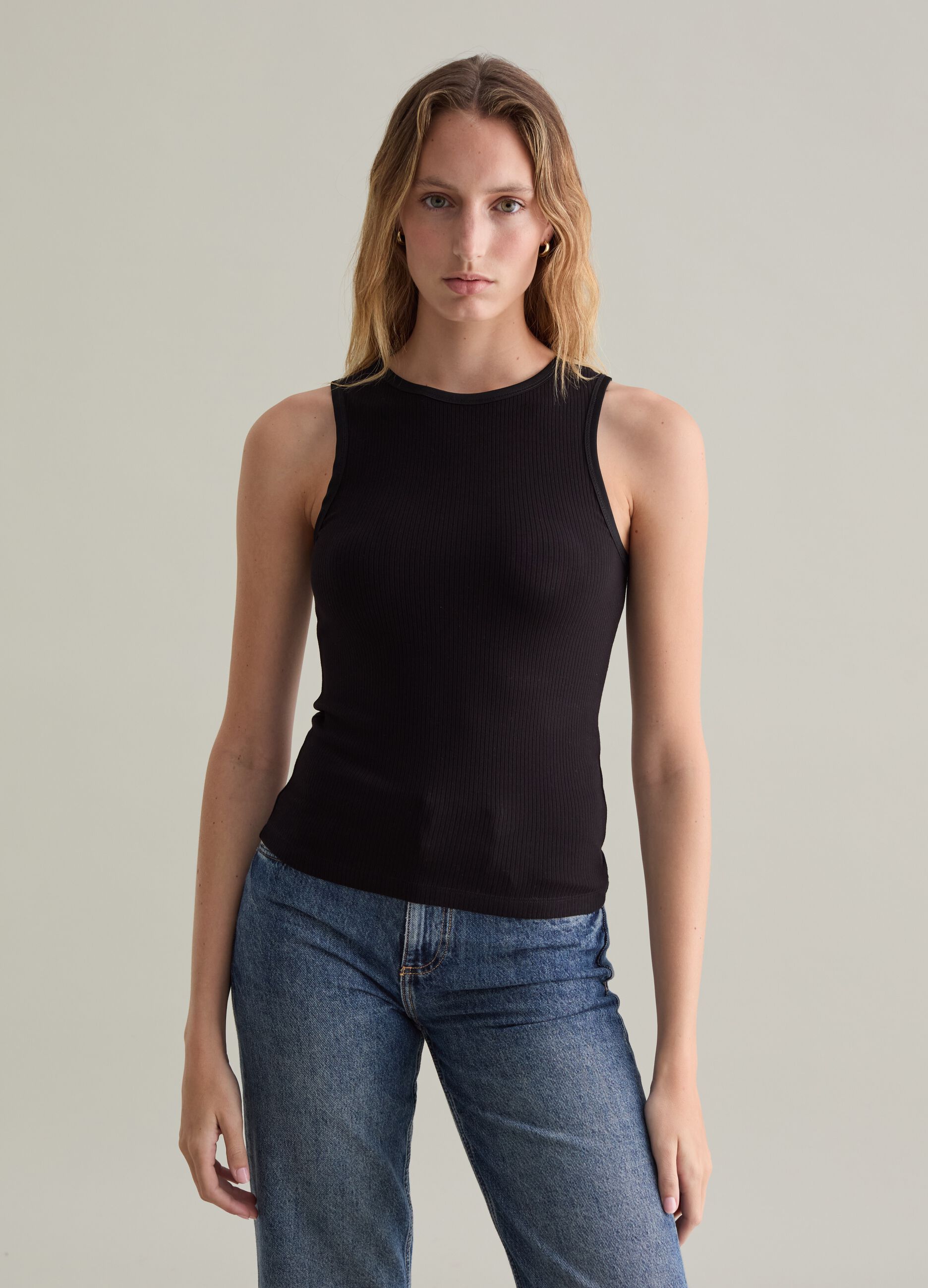 Tank top in ribbed stretch viscose_1