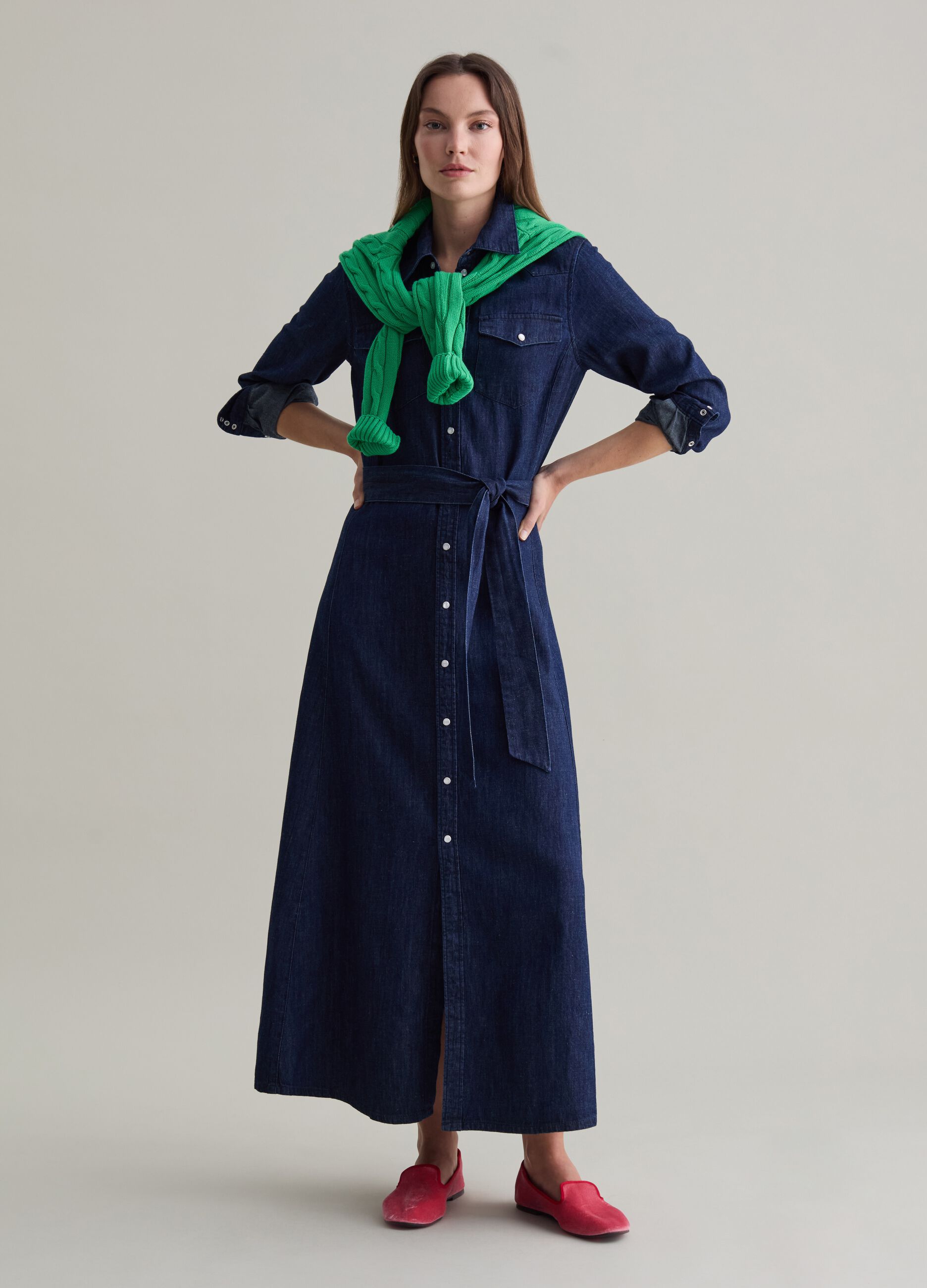 Long shirt dress in denim with belt_0