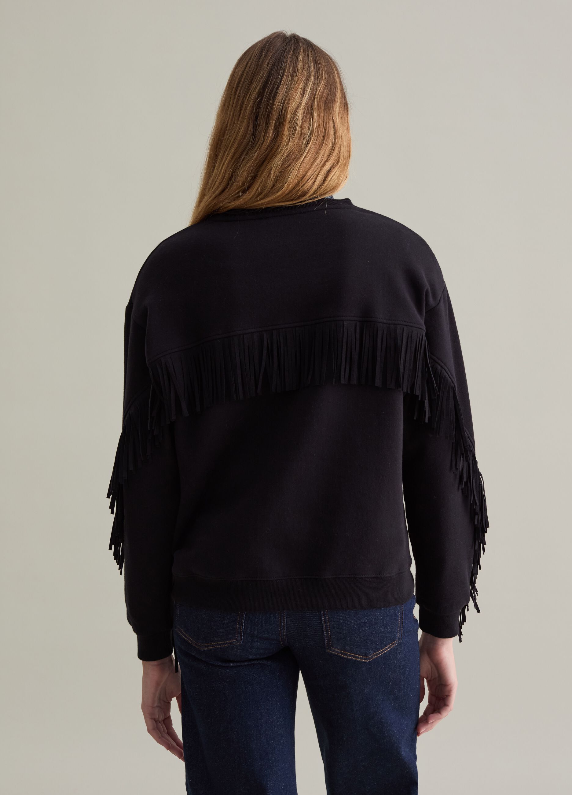 Oversized sweatshirt with fringing_2