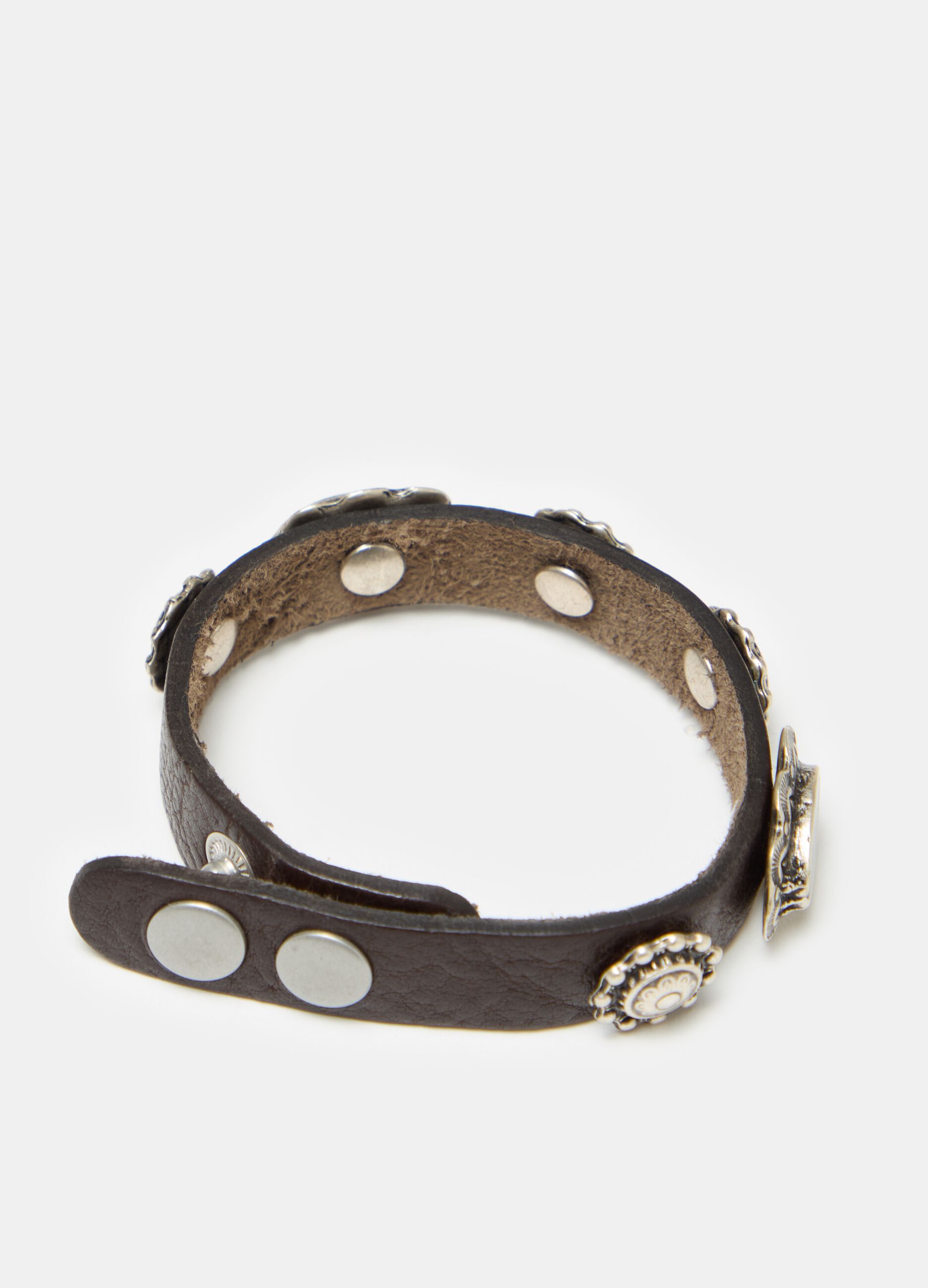Leather bracelet with conchos_1