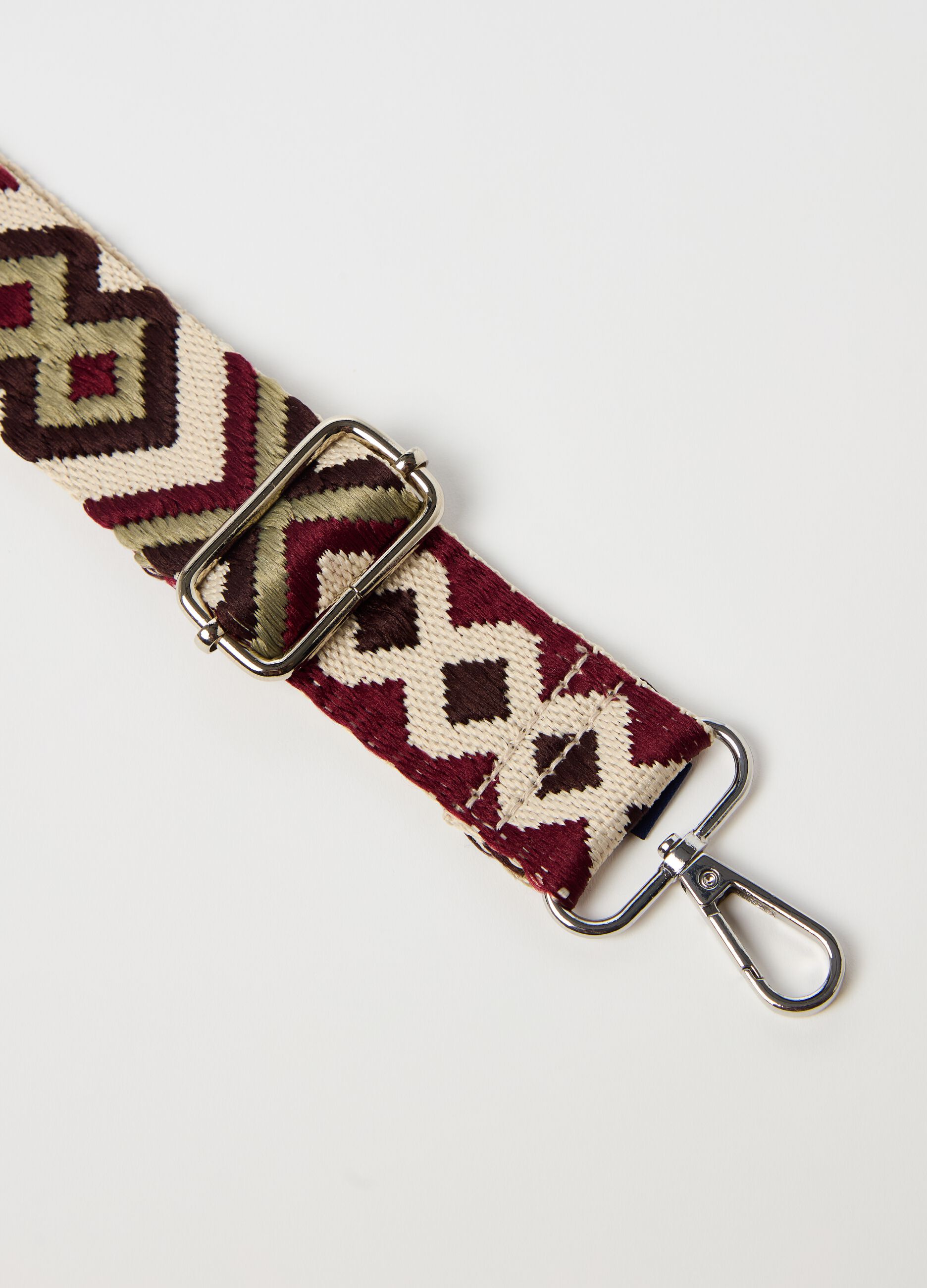 Bag strap with geometric pattern