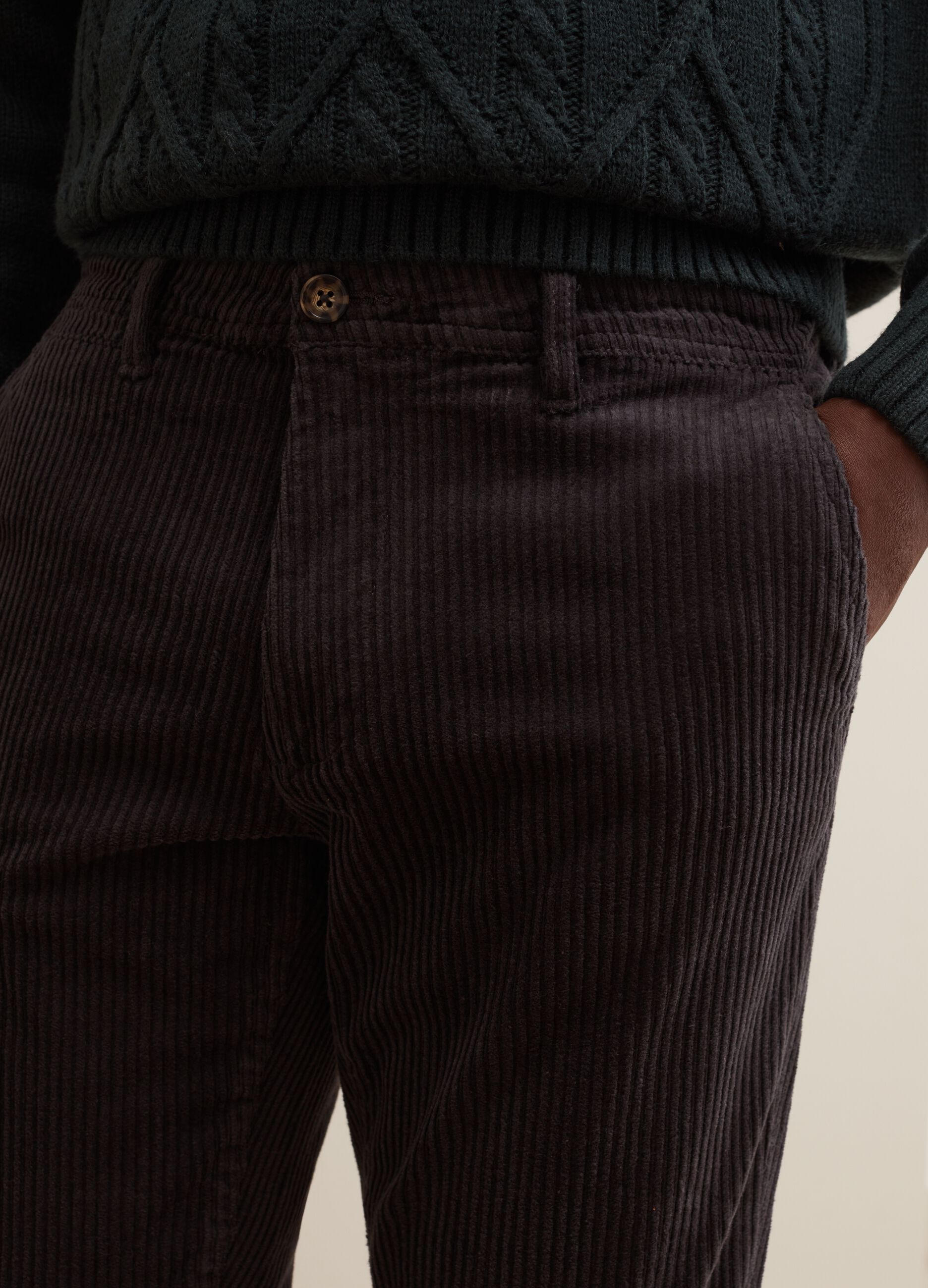 Corduroy chino trousers_3