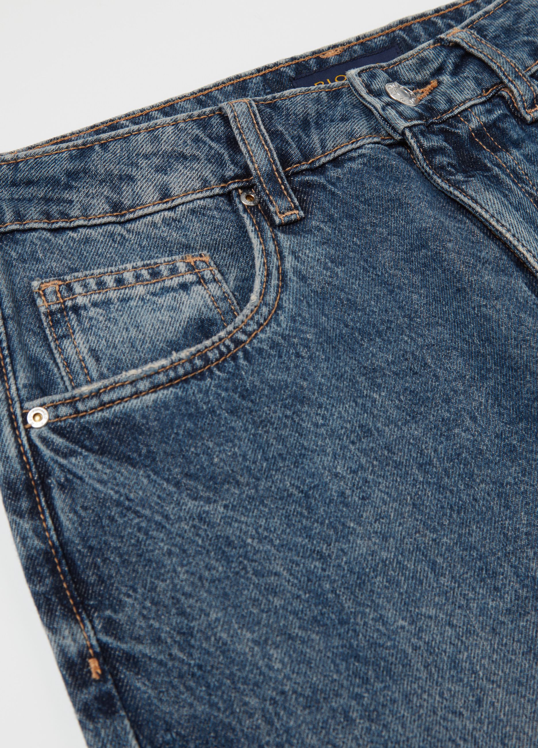 Five-pocket,straight-fit jeans