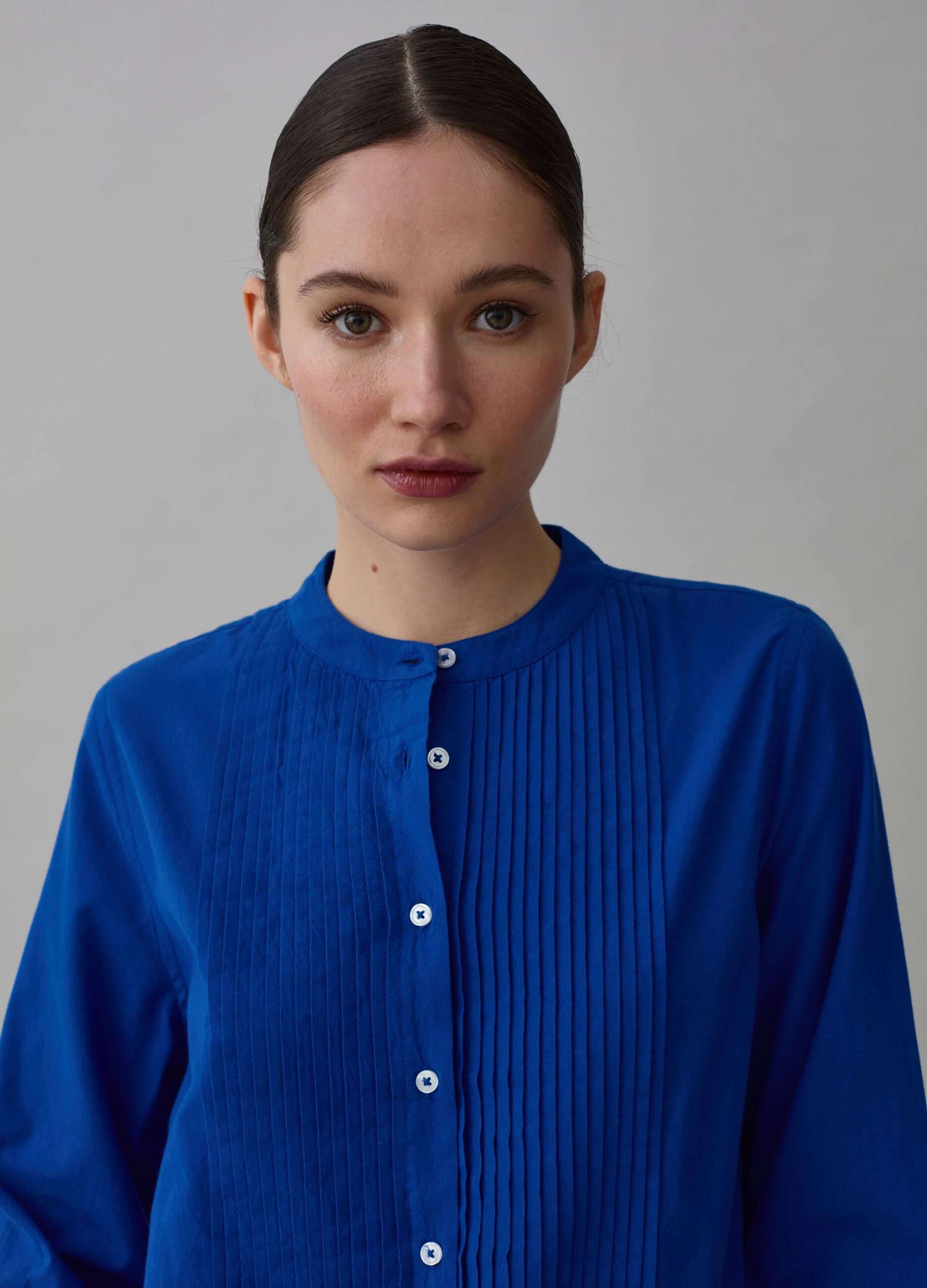 Chambray shirt with pleated detail