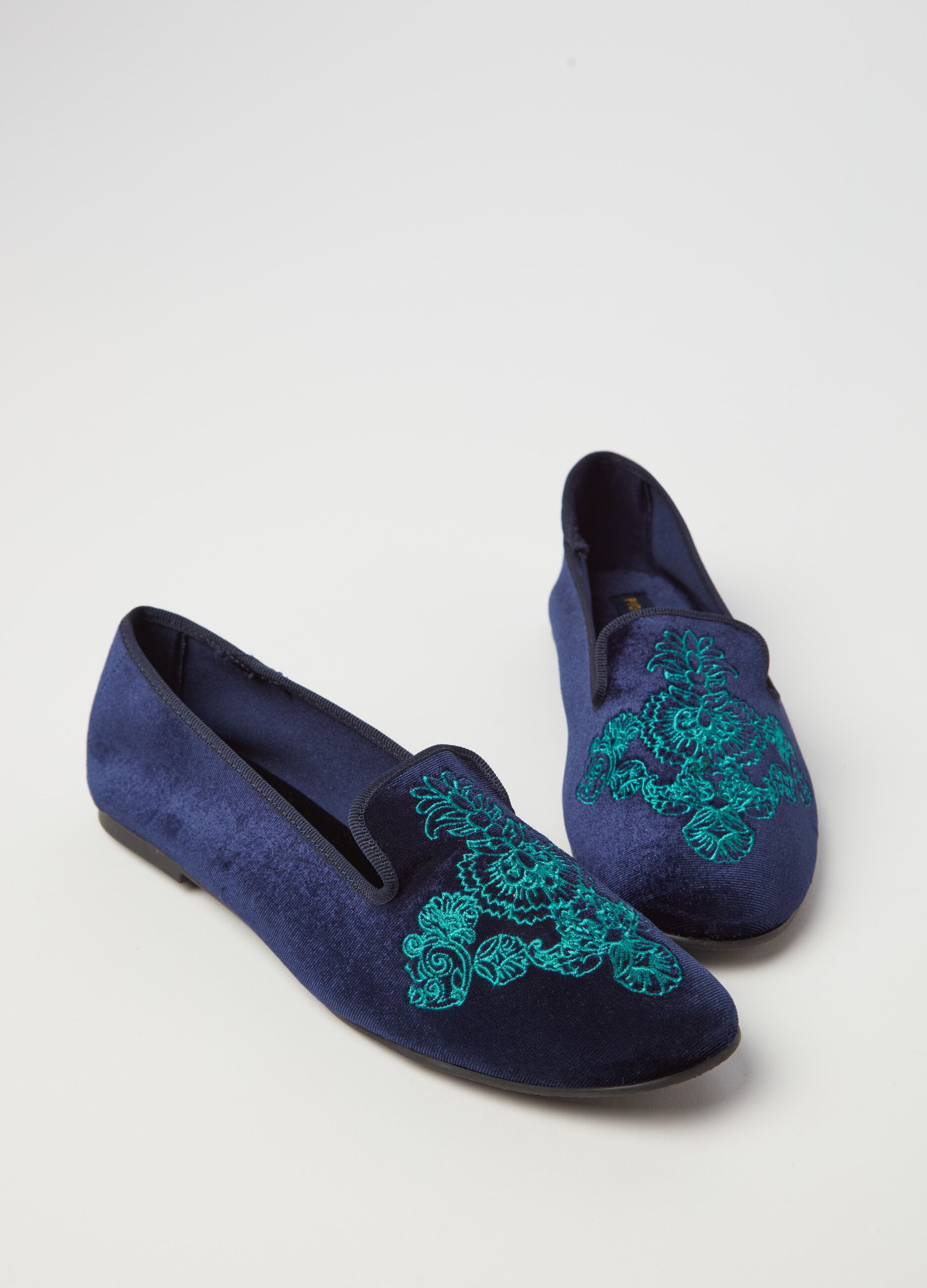 Velvet slipper shoes with embroidery_2