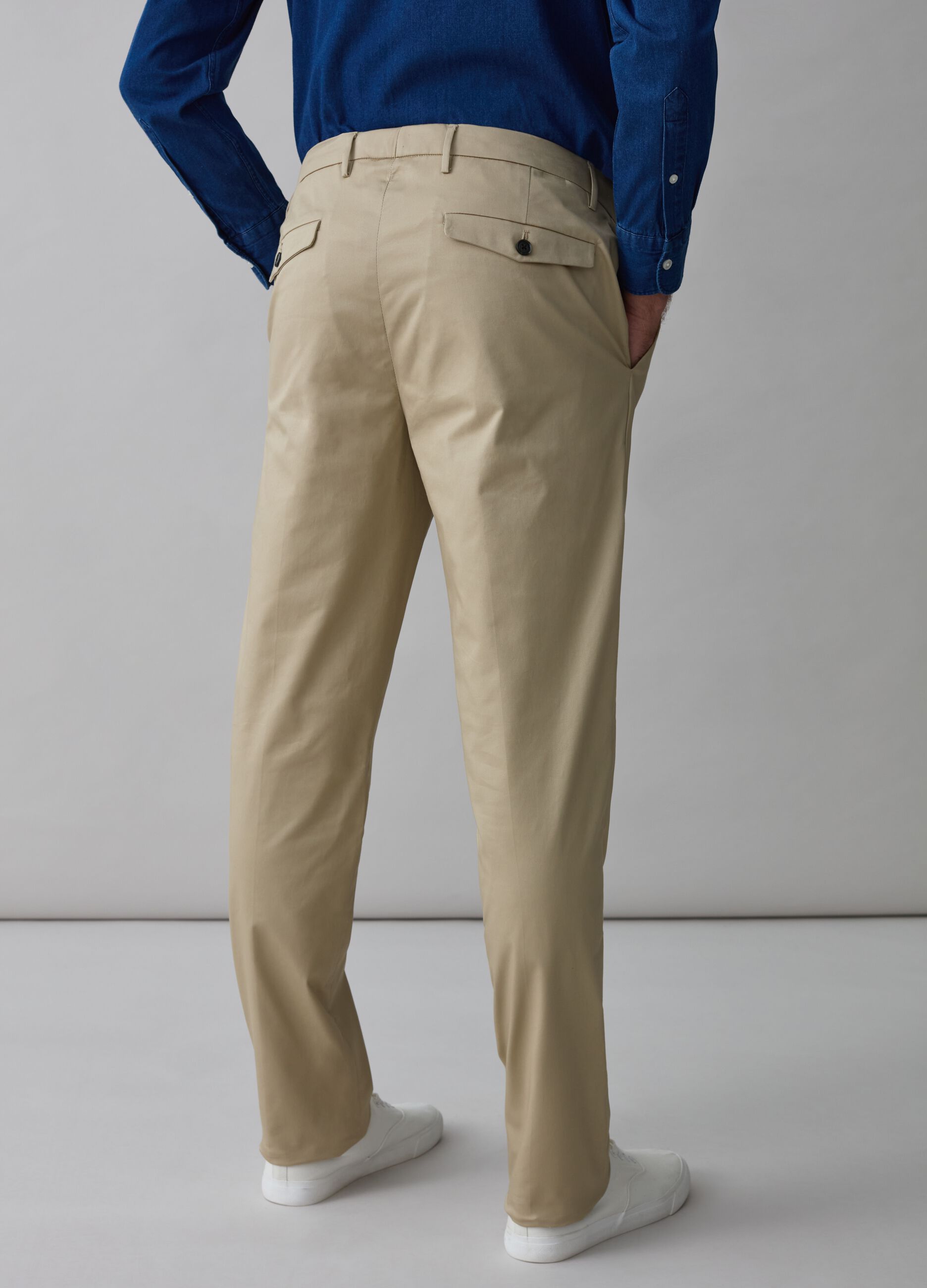 Contemporary chino trousers_2