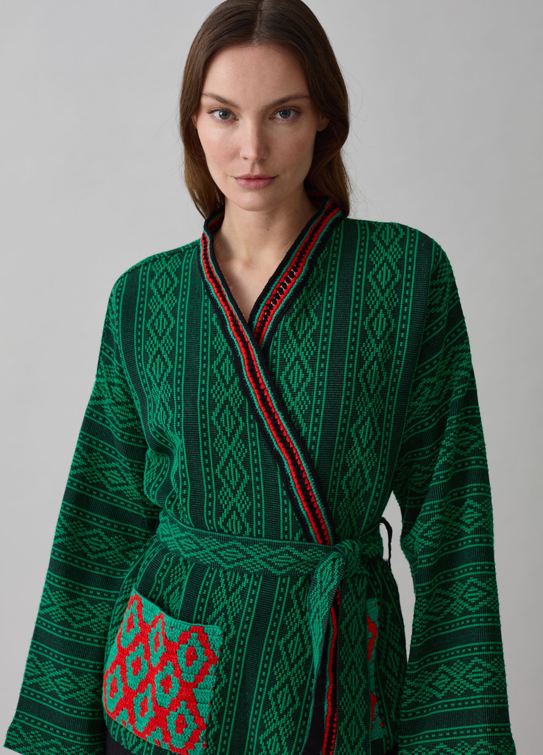 Kimono with ethnic designs_1